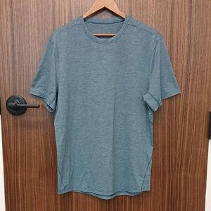 LULULEMON Athletic T-shirt SZ L